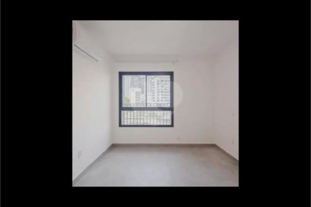 Apartamento à venda com 1 quarto em Sumaré, São Paulo, SP