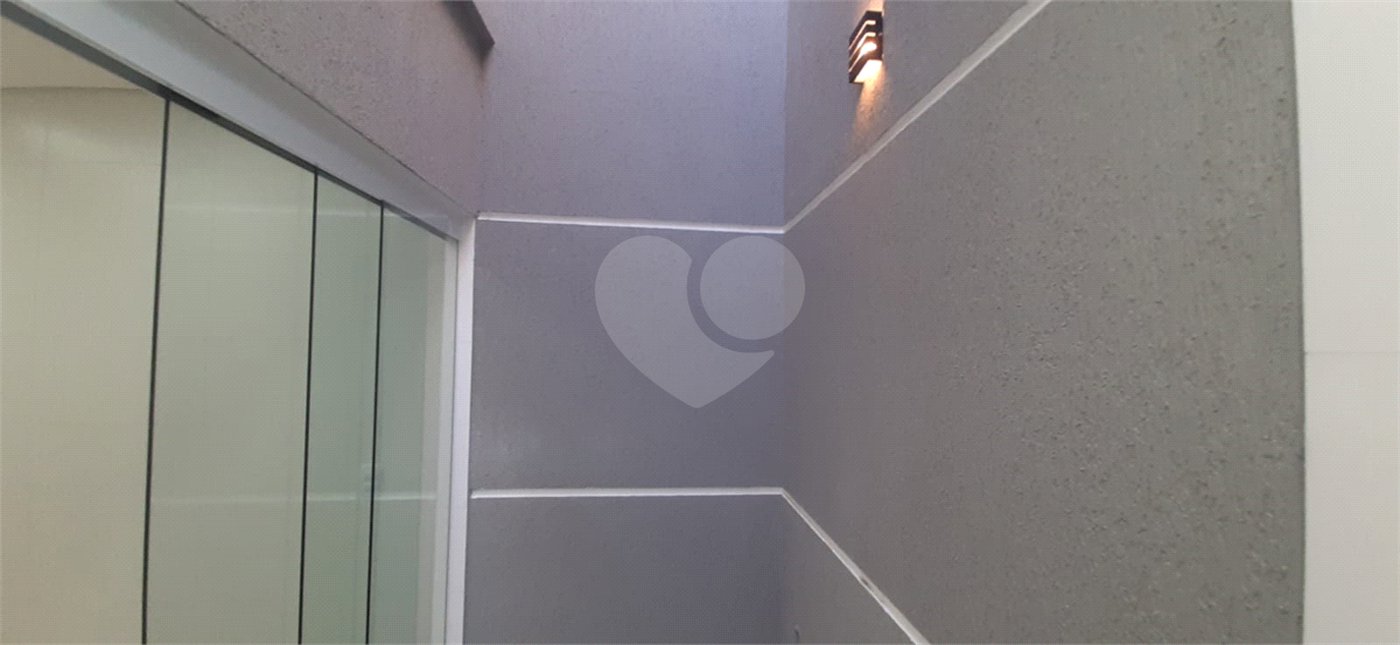Sobrado à venda com 3 quartos, sendo 1 suíte,  em Vila Guilherme, São Paulo, SP