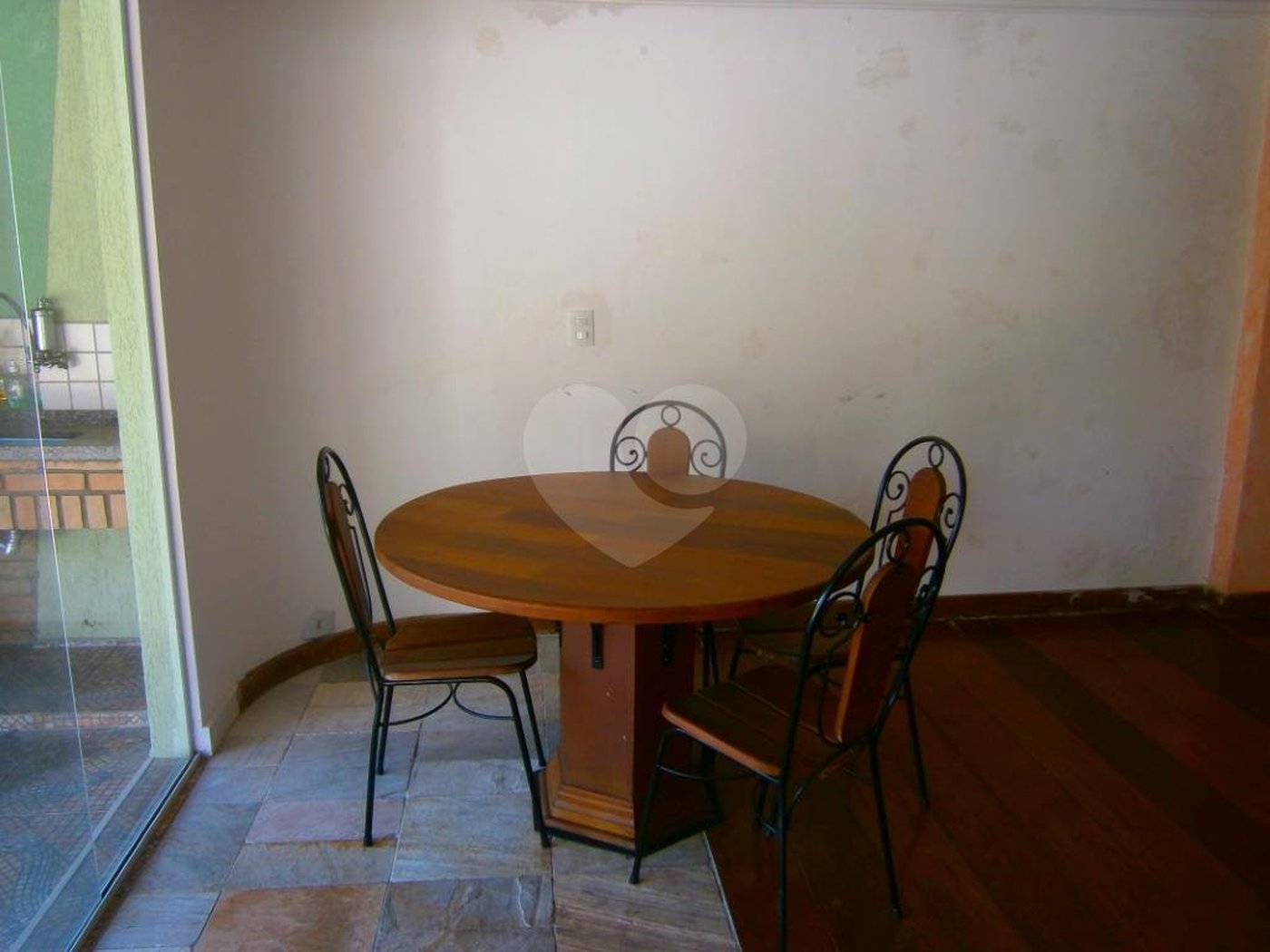 Casa à venda com 4 quartos, sendo 1 suíte, em Horto, São Paulo, SP