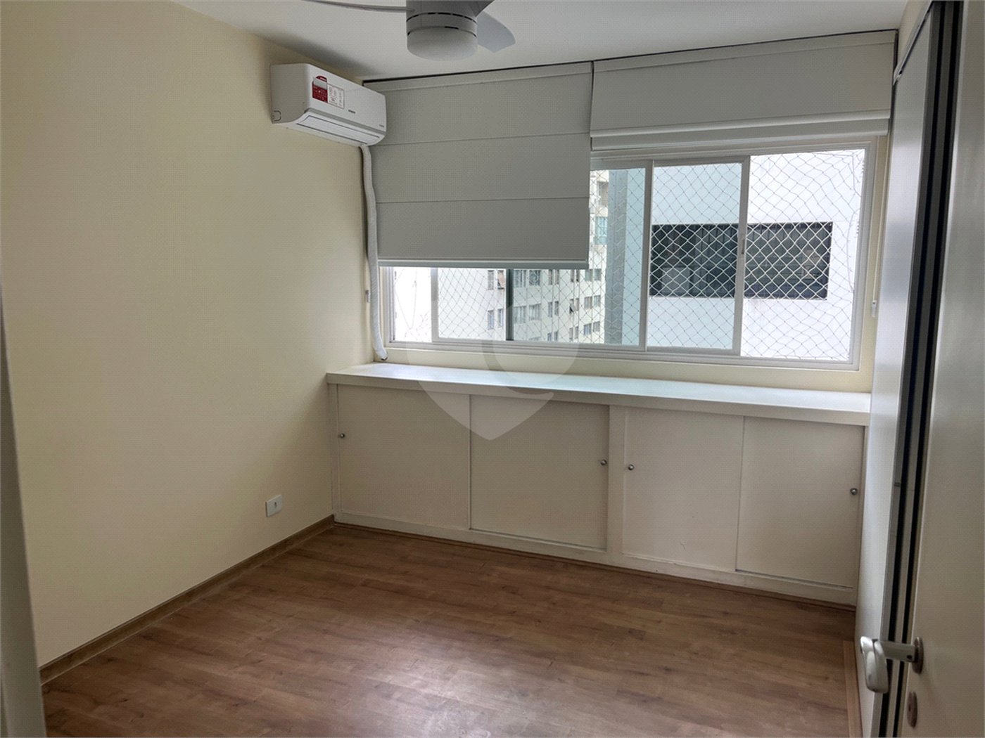 Apartamento à venda ou para alugar com 2 quartos, sendo 1 suíte,  em Itaim Bibi, São Paulo, SP