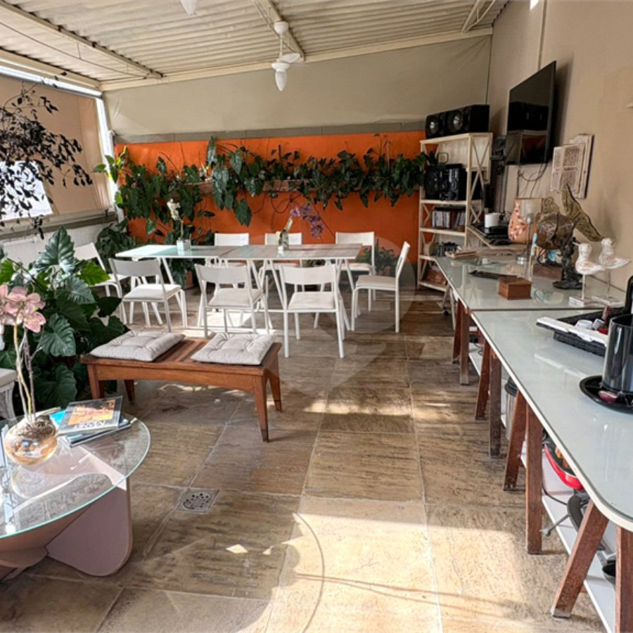 Cobertura à venda com 3 quartos, sendo 1 suíte, em Copacabana, Rio de Janeiro, RJ