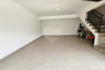 Sobrado à venda com 3 quartos, sendo 1 suíte,  em Vila Nivi, São Paulo, SP