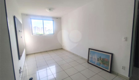 Apartamento à venda com 2 quartos em Sítio Pinheirinho, São Paulo, SP