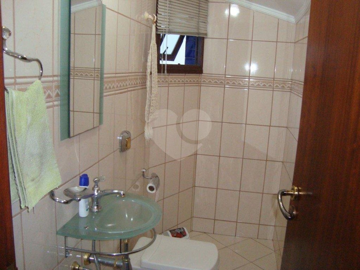 Sobrado à venda com 4 quartos, sendo 2 suítes, em Santa Teresinha, São Paulo, SP