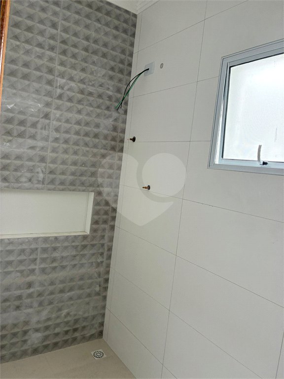 Sobrado à venda com 3 quartos, sendo 1 suíte, em Calmon Viana, Poá, SP