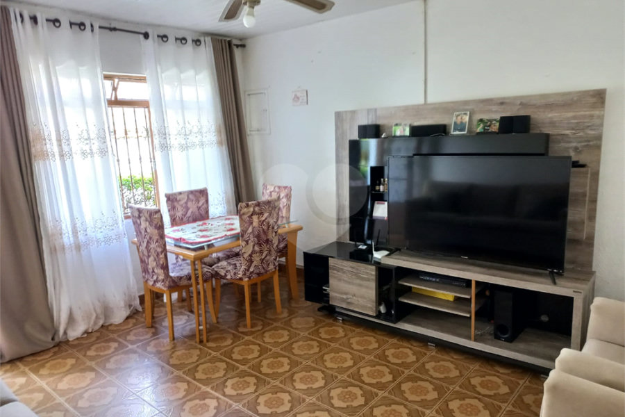 Casa Térrea à venda com 2 quartos em Horto Florestal, São Paulo, SP