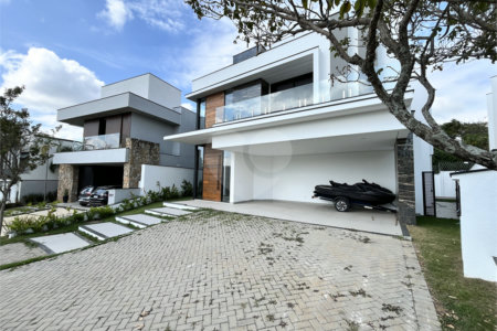 Casa à venda com 3 suítes no condomínio Alphaville Nova Esplanada 1, Votorantim - SP