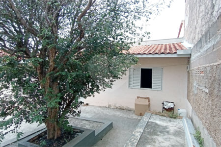 Casa à venda com 3 quartos, sendo 1 suíte,  no Centro, Vinhedo, SP