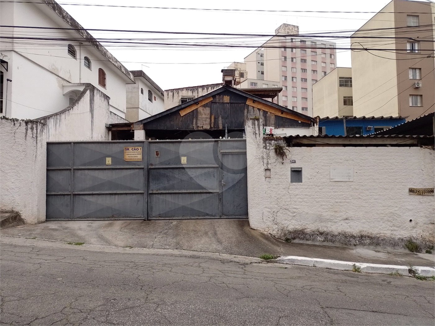 Sobrado à venda com 8 quartos, sendo 3 suítes, em Tucuruvi, São Paulo, SP