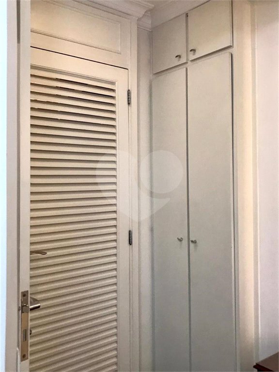 Apartamento à venda com 3 suítes em Vila Mariana, São Paulo, SP