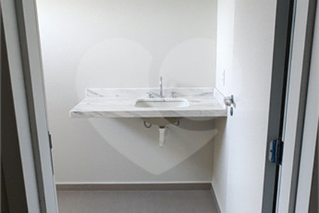 Casa à venda com 3 suítes no condomínio Reserva Ybyra, Atibaia - SP