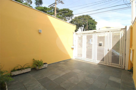 Sobrado à venda com 3 quartos, sendo 1 suíte,  em Jardim Prudência, São Paulo, SP