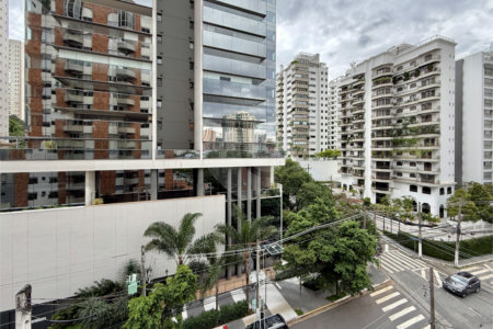 Apartamento à venda com 3 suítes em Campo Belo, São Paulo, SP