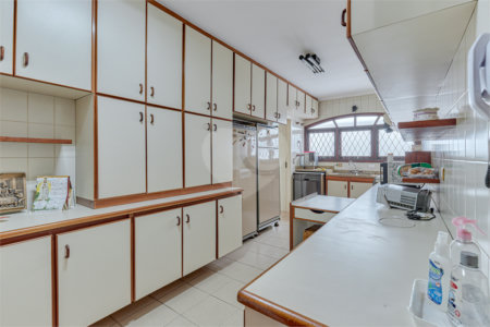 Casa Térrea à venda com 4 quartos, sendo 1 suíte, em Jardim Prudência, São Paulo, SP