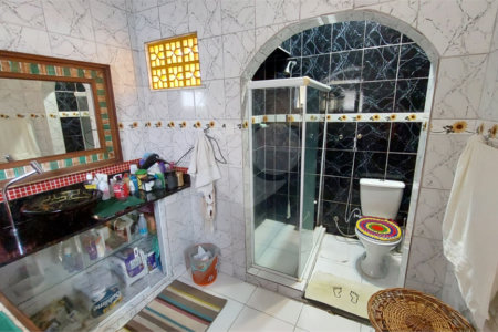 Casa à venda com 6 quartos, sendo 3 suítes, em Grajaú, Rio de Janeiro, RJ
