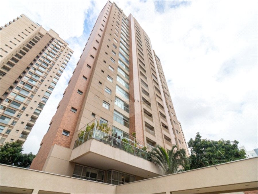Apartamento à venda com 3 quartos, sendo 2 suítes,  em Perdizes, São Paulo, SP