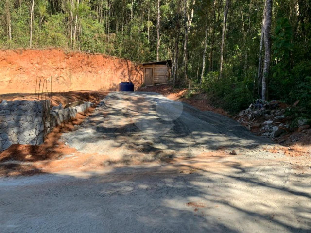 Terreno à venda no condomínio Sausalito, Mairiporã - SP
