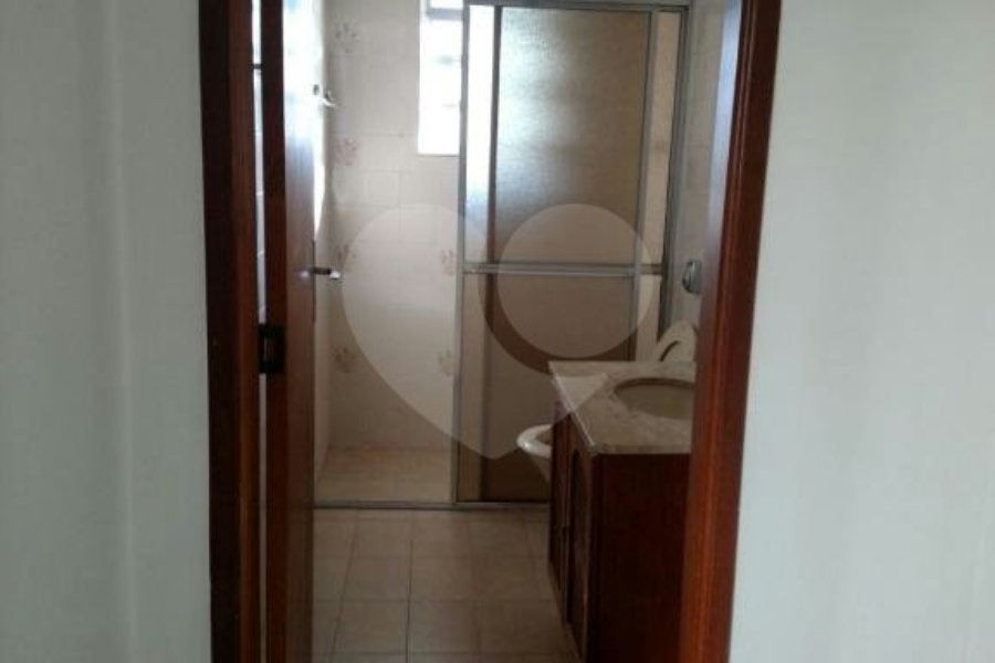 Sobrado à venda com 3 quartos em Freguesia do Ó, São Paulo, SP
