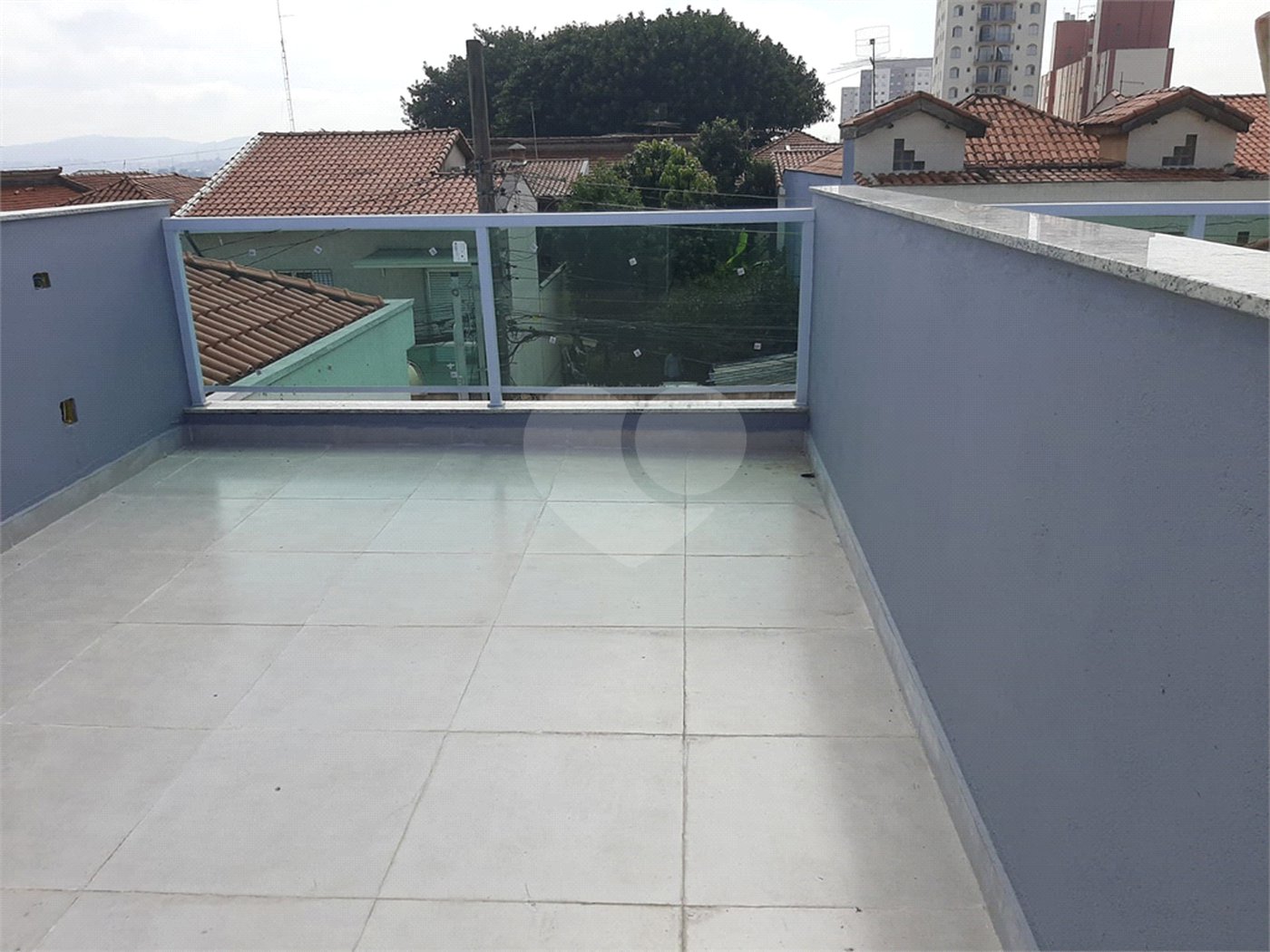 Sobrado à venda com 2 suítes em Vila Nivi, São Paulo, SP
