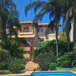 Casa à venda com 4 suítes no condomínio Osato, Atibaia - SP
