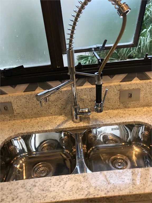 Apartamento à venda com 4 suítes em Vila Suzana, São Paulo, SP