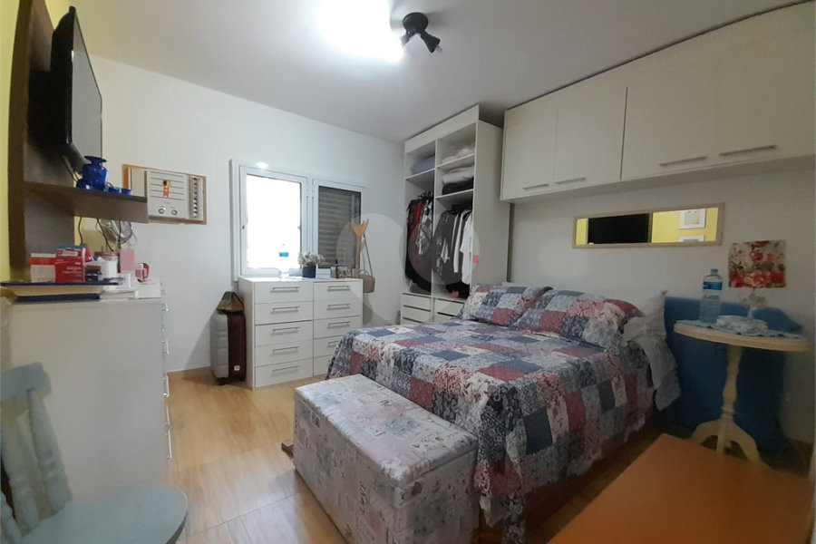 Sobrado à venda com 4 quartos, sendo 1 suíte, em Santana, São Paulo, SP