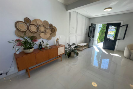 Casa à venda com 3 suítes no condomínio Arujá Verdes Lagos, Arujá - SP