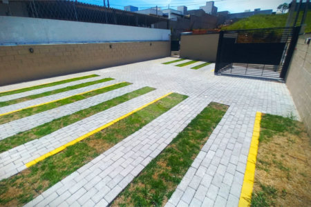 Casa à venda com 2 quartos, sendo 1 suíte,  em Vila São Paulo, Mogi das Cruzes, SP