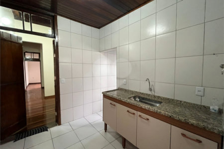 Casa para alugar com 2 quartos no Centro, Mogi das Cruzes, SP
