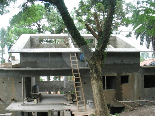 Casa à venda com 4 suítes em Jardim Floresta, São Paulo, SP