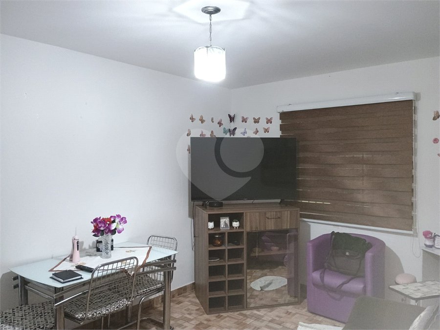 Apartamento à venda com 1 quarto em Cocaia, Guarulhos, SP
