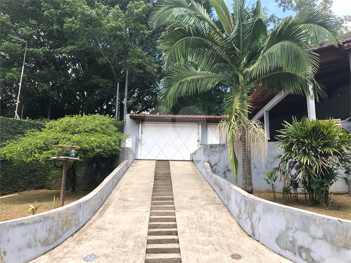 Casa à venda com 3 suítes em Dos Finco, São Bernardo do Campo, SP