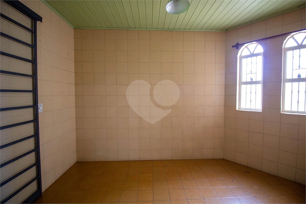 Casa à venda ou para alugar com 4 quartos, sendo 1 suíte, no Centro, São Roque, SP