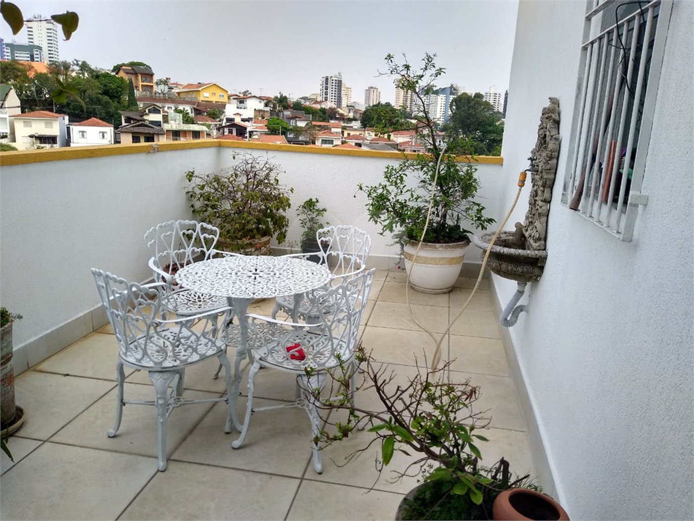 Sobrado à venda com 4 quartos, sendo 2 suítes, em Jardim Franca, São Paulo, SP