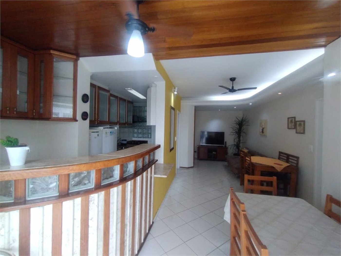 Apartamento à venda, Morro do Maluf, Guarujá