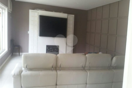 Casa à venda ou para alugar com 3 quartos, sendo 2 suítes, no condomínio Residencial Chacara Santa Maria, Votorantim - SP