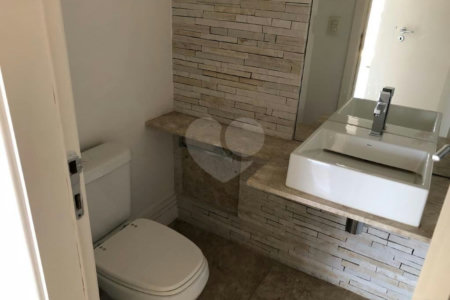 Apartamento à venda com 3 suítes em Vila Suzana, São Paulo, SP