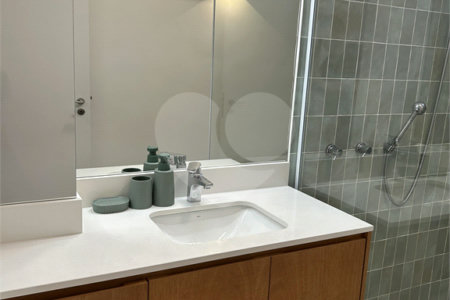 Apartamento à venda com 2 quartos em Itaim Bibi, São Paulo, SP