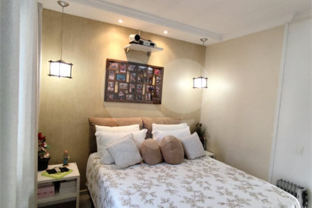 Casa à venda com 3 quartos, sendo 1 suíte,  no condomínio Bella Colonia II, Jundiaí - SP
