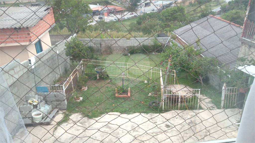 Casa à venda com 3 quartos, sendo 2 suítes, no Centro (mailasqui), São Roque, SP