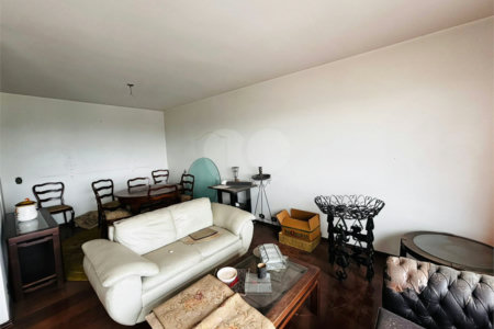Apartamento à venda com 3 quartos, sendo 1 suíte, em Morumbi, São Paulo, SP