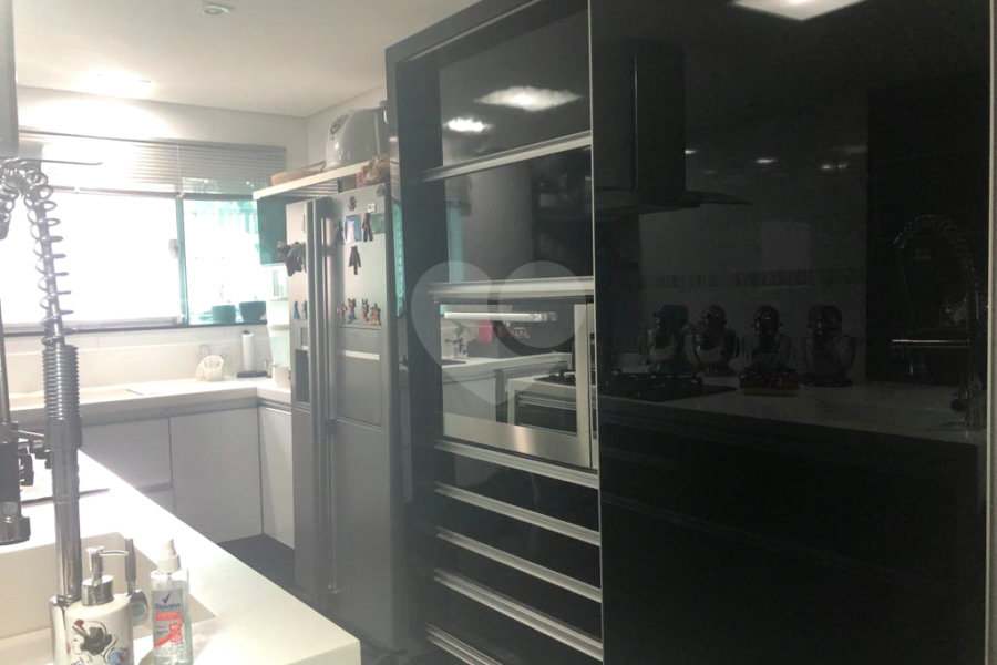 Sobrado à venda com 4 quartos, sendo 2 suítes, em Palmas do Tremembé, São Paulo, SP