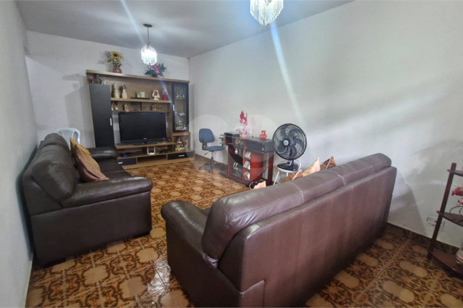Sobrado à venda com 3 quartos, sendo 1 suíte, em Campo Grande, São Paulo, SP