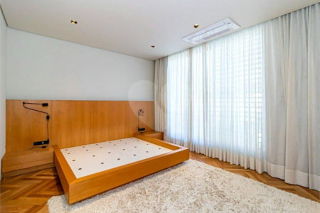 Casa à venda ou para alugar com 2 suítes no condomínio Praça Gabriel, São Paulo - SP