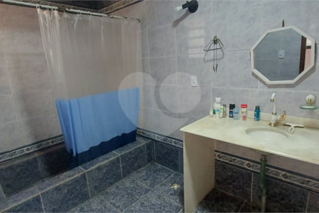 Casa de Vila à venda com 2 quartos em Jardim Botânico, Rio de Janeiro, RJ