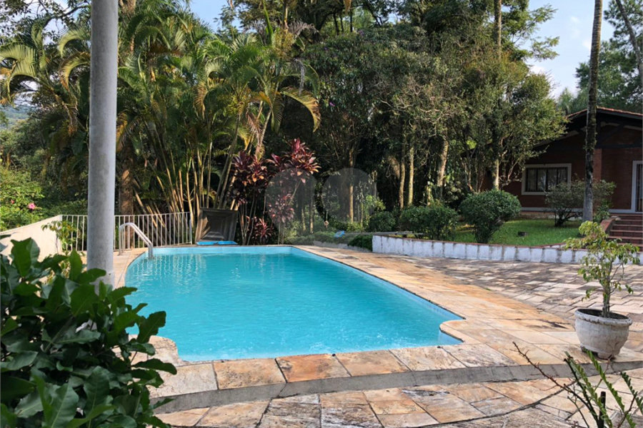 Casa à venda com 3 quartos, sendo 1 suíte,  em Serra da Cantareira, Mairiporã, SP