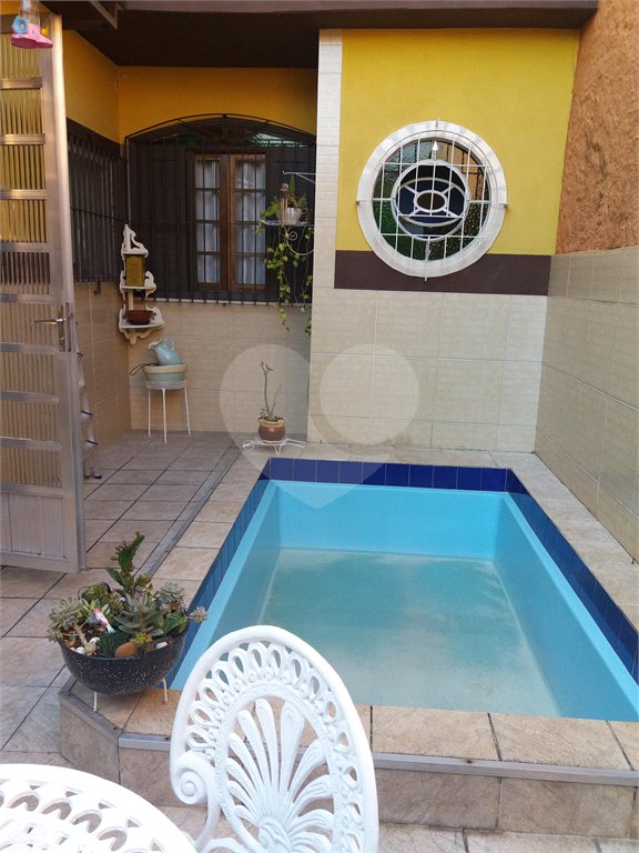 Sobrado à venda com 3 quartos, sendo 1 suíte, em Jardim Japão, São Paulo, SP
