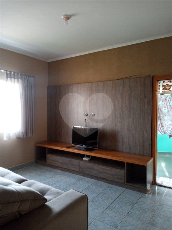 Sobrado à venda com 5 quartos em Jardim Itapuã, Sorocaba, SP