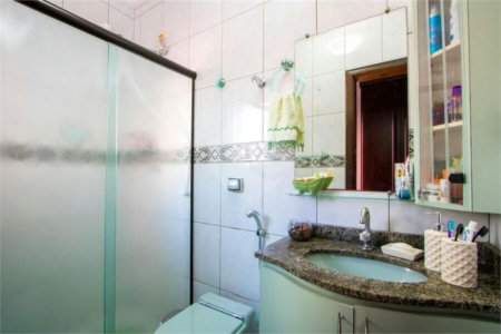 Apartamento à venda com 3 quartos, sendo 1 suíte, em Vila Assunção, Santo André, SP