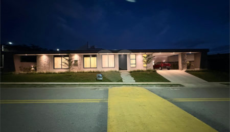 Casa à venda com 3 suítes no condomínio Condomíno Helena Maria, Sorocaba - SP